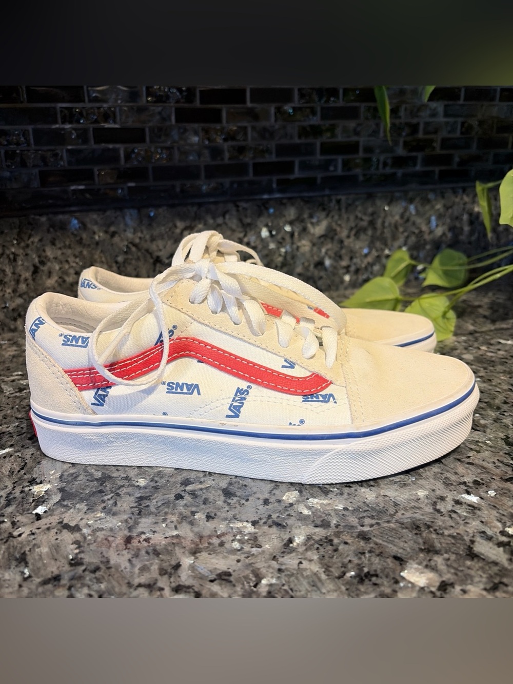 Vans Old Skool True White Blue Red Womens Size 5.5 Americana Cookout USA Flag
